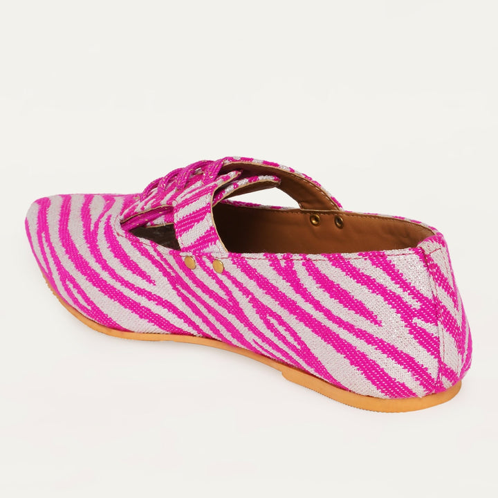 Juliet Oxfords in Pink - The Quirky Naari