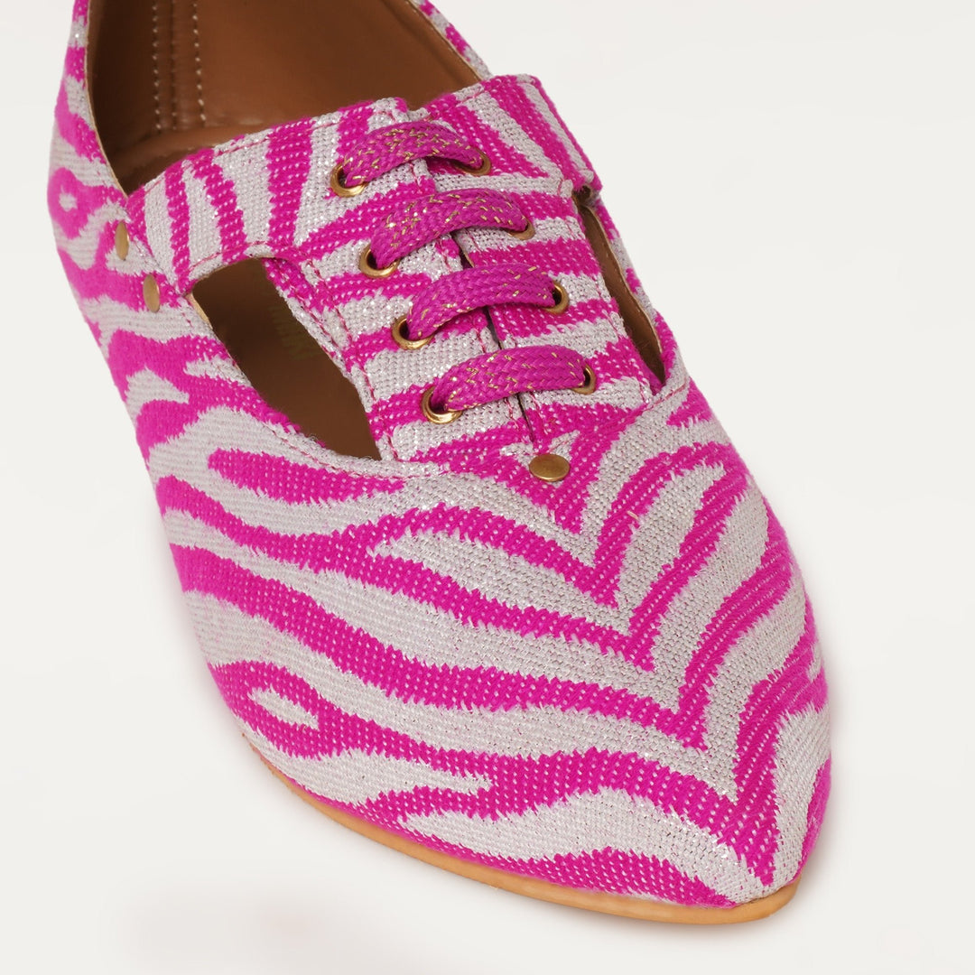 Juliet Oxfords in Pink - The Quirky Naari